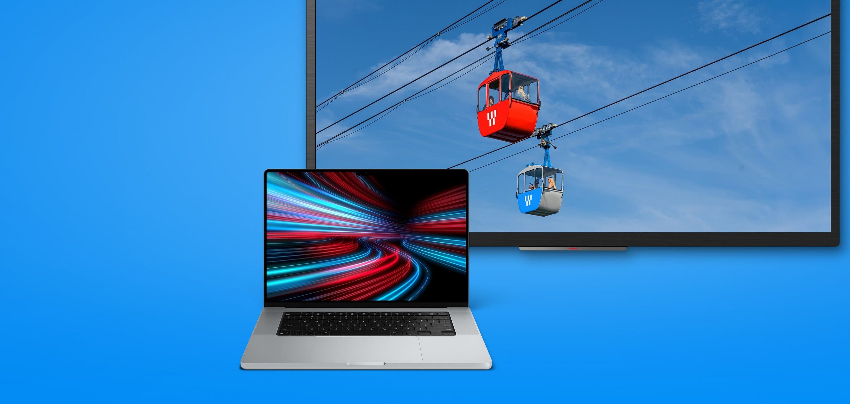 Mehr erfahren über DSL- und TV-Tarife Blauer Hintergrund mit einem aufgeklapptem Laptop und einem Fernseher auf dem die Kölner Seilbahn zu sehen ist