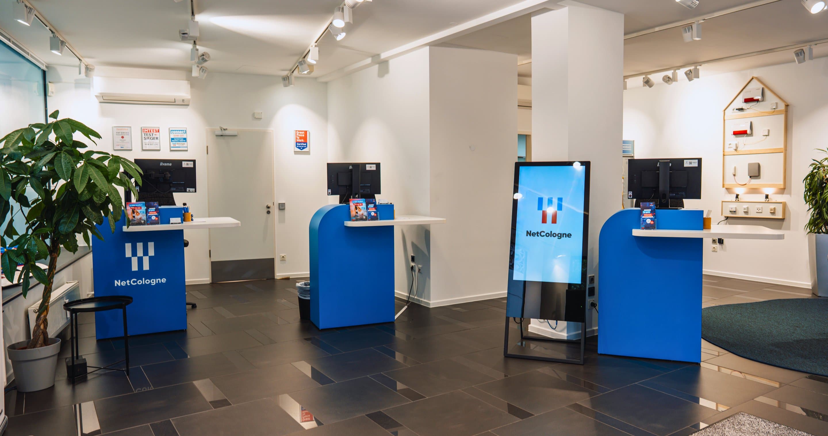 Innenansicht des NetCologne Shops in der Kölner Innenstadt