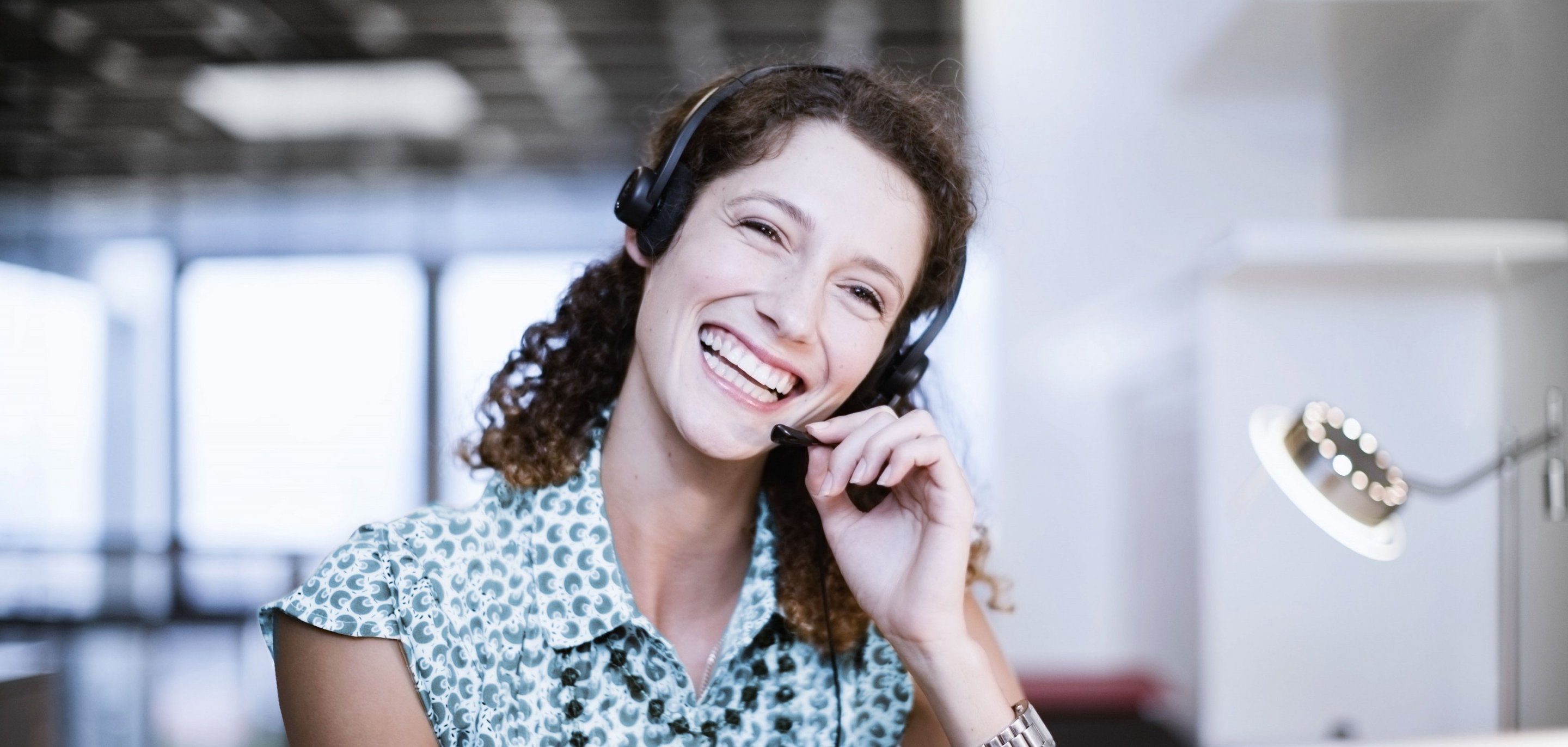 Wir verbinden Ihre Telefonanlage mit dem Internet. Starten Sie mit NetCologne in die digitale Zukunft der Telefonie. 