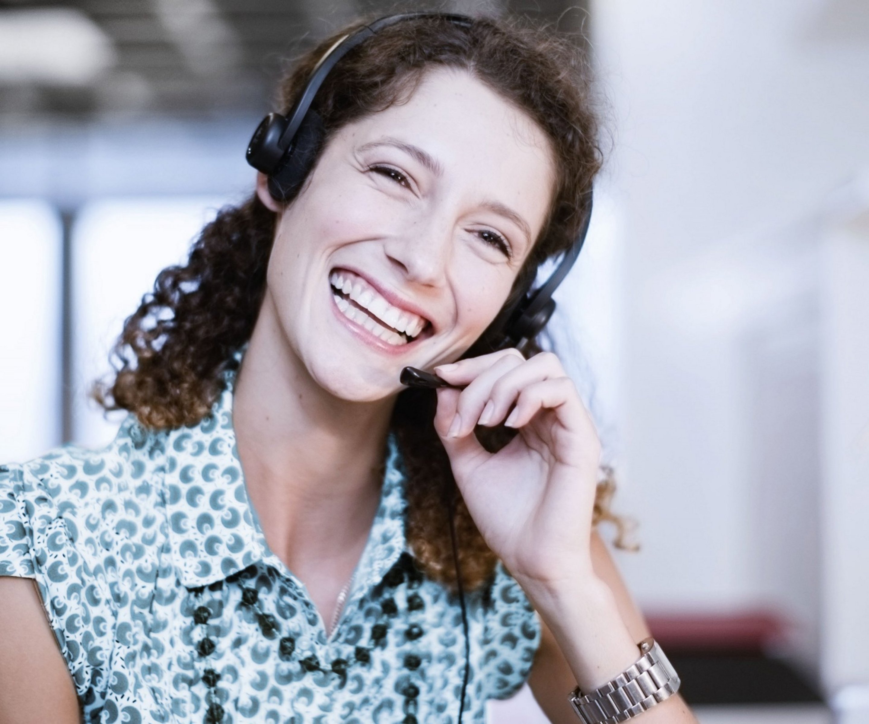 Wir verbinden Ihre Telefonanlage mit dem Internet. Starten Sie mit NetAachen in die digitale Zukunft der Telefonie. 